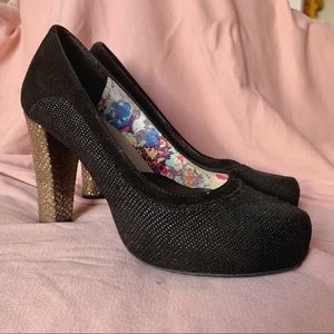 NWOT - Hush Puppies Sparkly and Gold High Heels